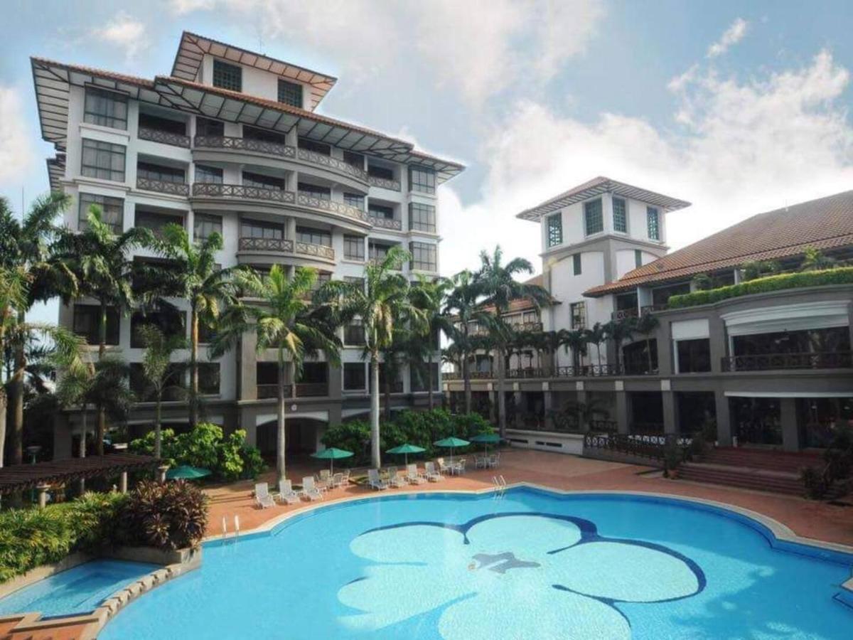 Meera Mahkota Hotel Melaka ภายนอก รูปภาพ