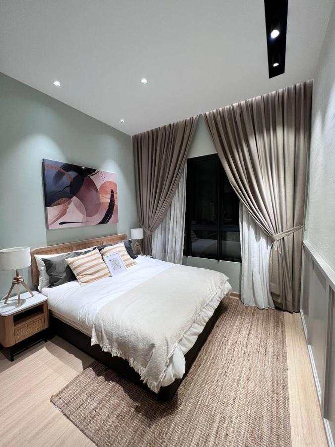 Meera Mahkota Hotel Melaka ภายนอก รูปภาพ